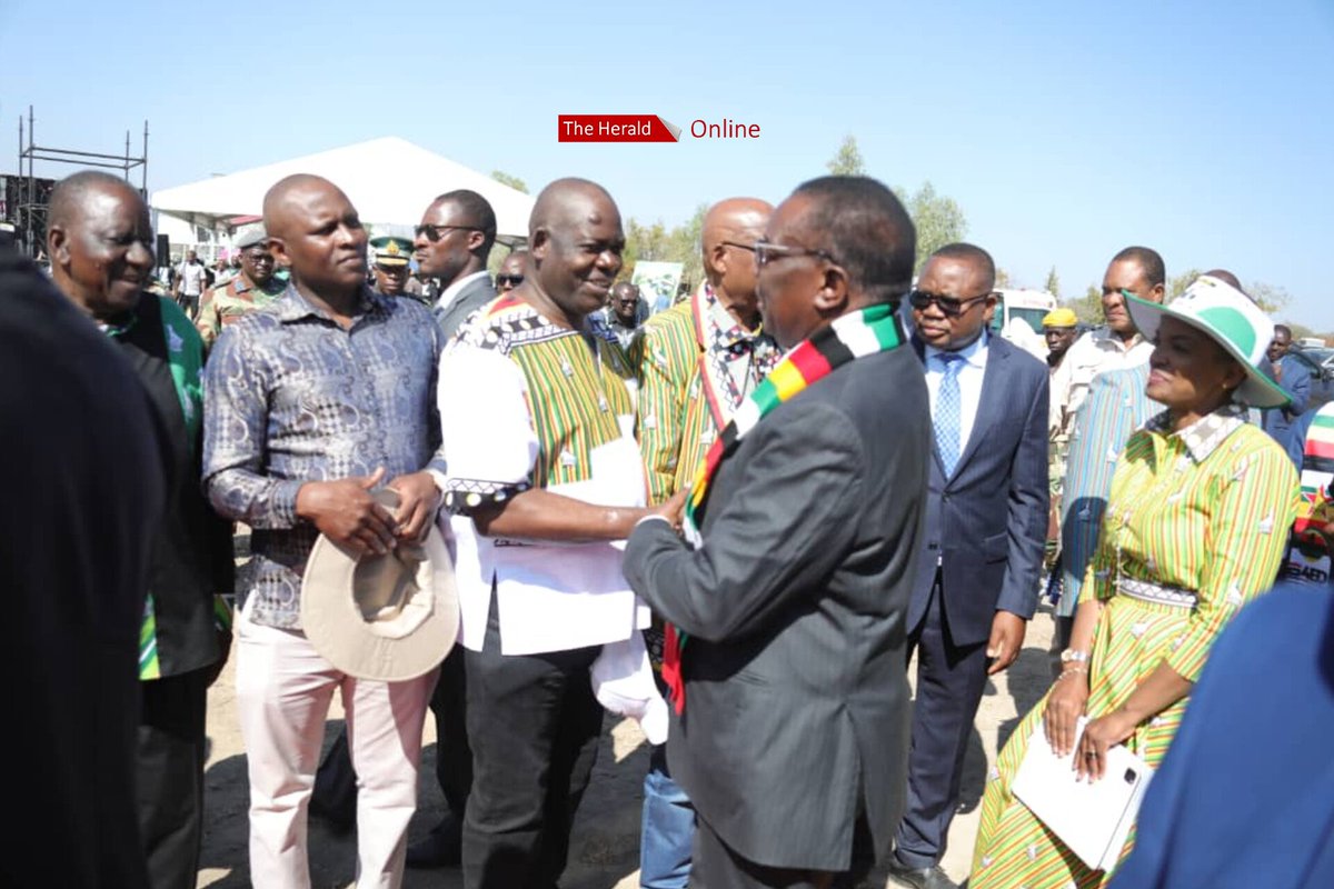 President Mnangagwa has arrived in Chirumanzu District where he will commission the rebuilt Holy Cross Dam.n: Justin Mutenda